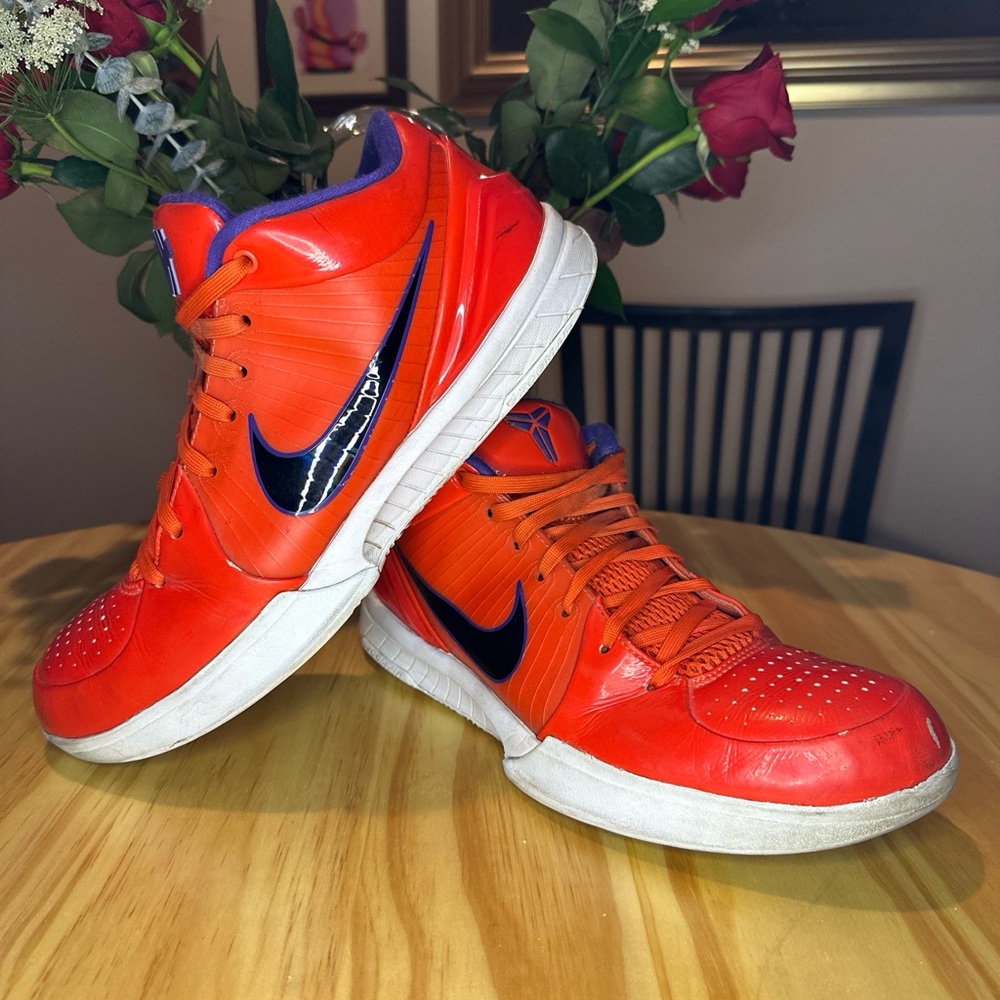 Kobe IV Protro Undefeated Phoenix Suns Orange Size 11